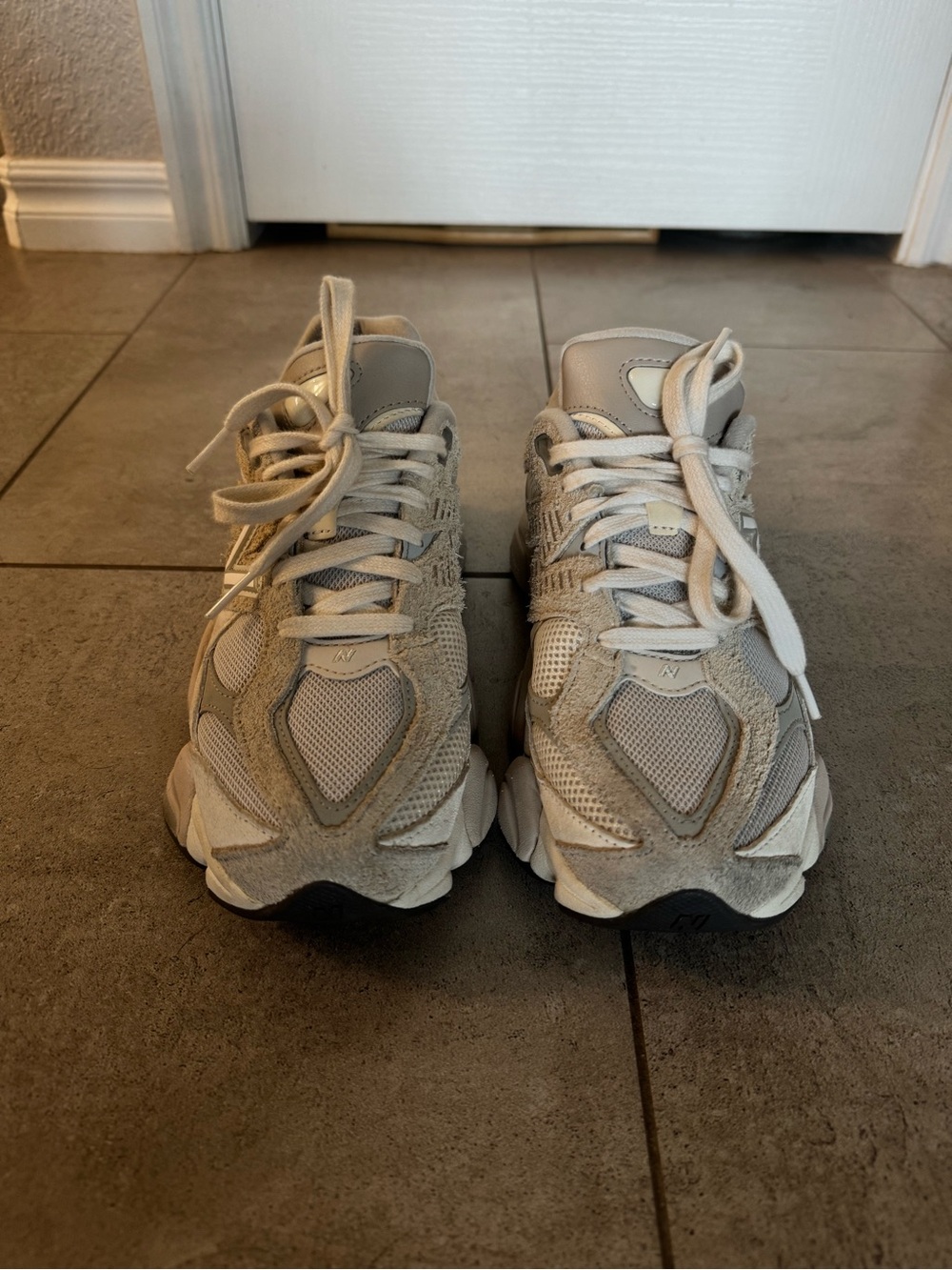 New Balance 9060 - Grey